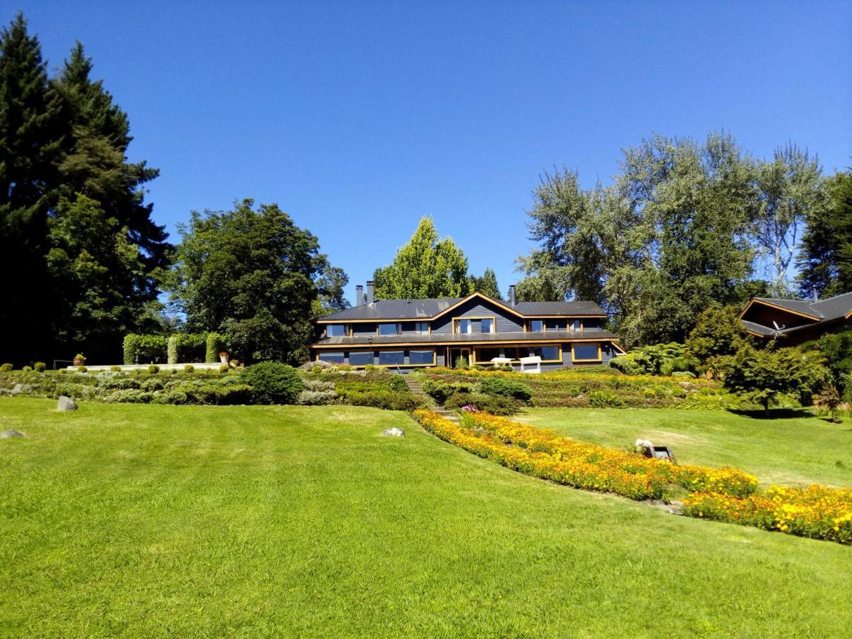 Hotel Y Cabanas El Parque Villarrica Bagian luar foto