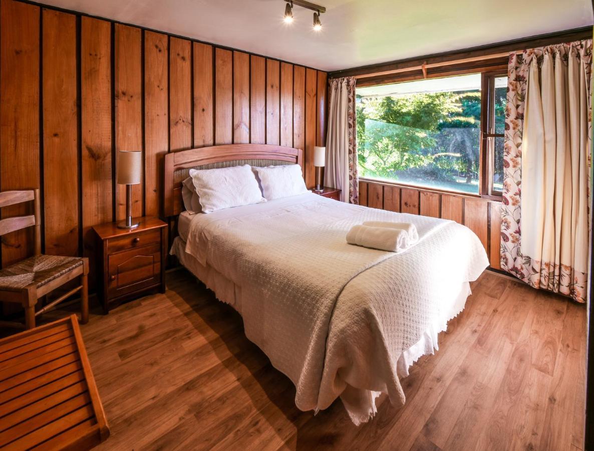 Hotel Y Cabanas El Parque Villarrica Bagian luar foto
