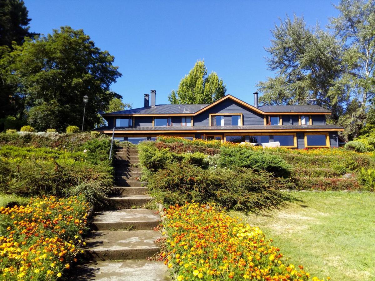 Hotel Y Cabanas El Parque Villarrica Bagian luar foto