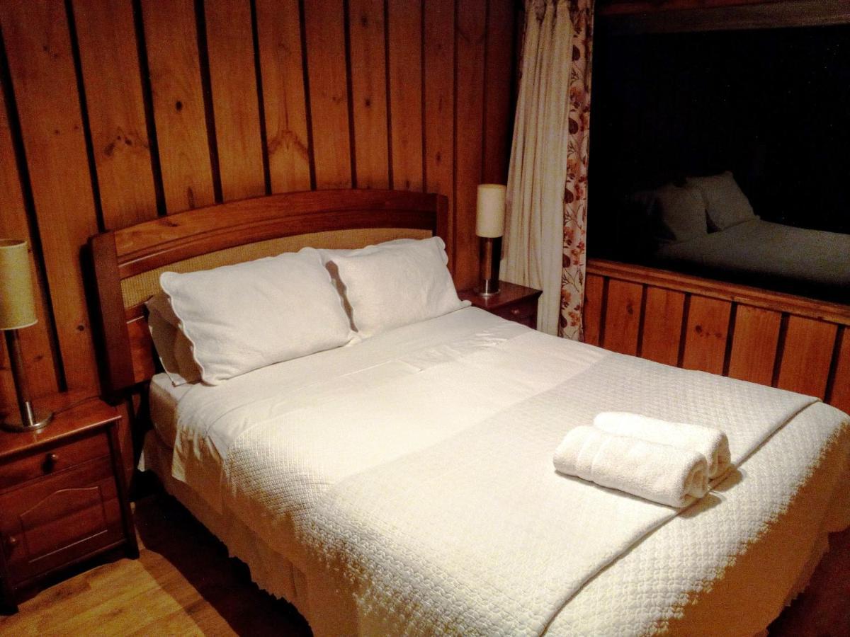 Hotel Y Cabanas El Parque Villarrica Bagian luar foto