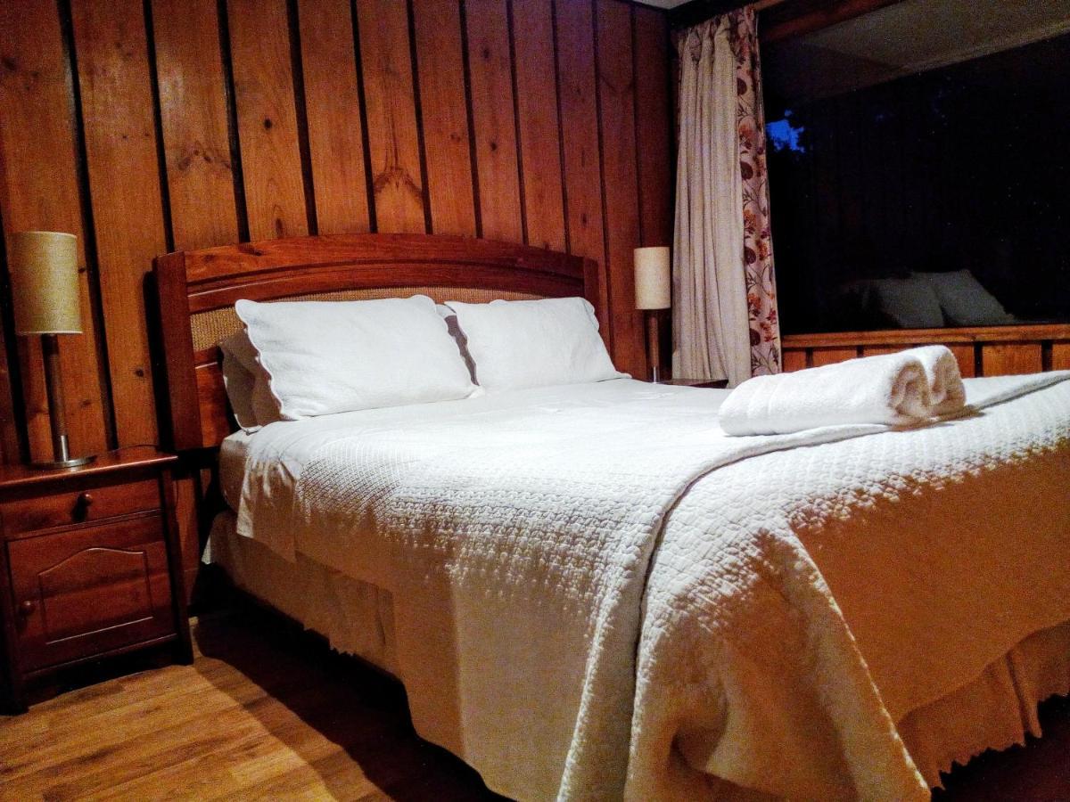 Hotel Y Cabanas El Parque Villarrica Bagian luar foto